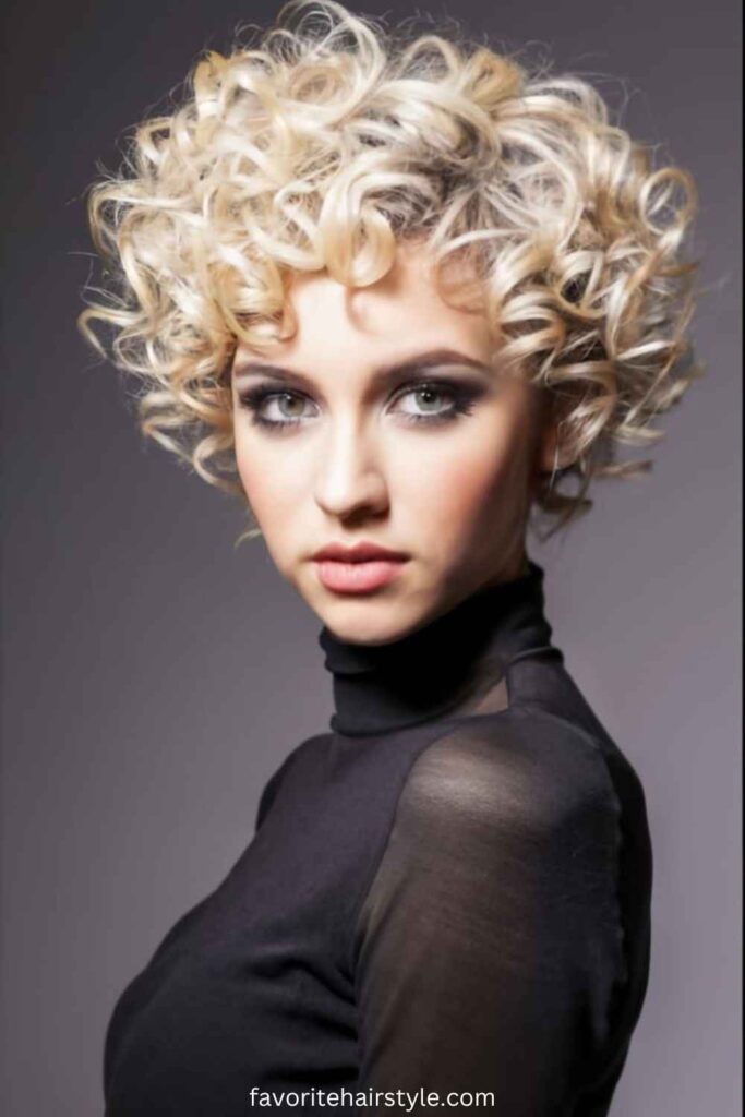 Cute Curly Pixie Cuts Voluminous Curly Pixie