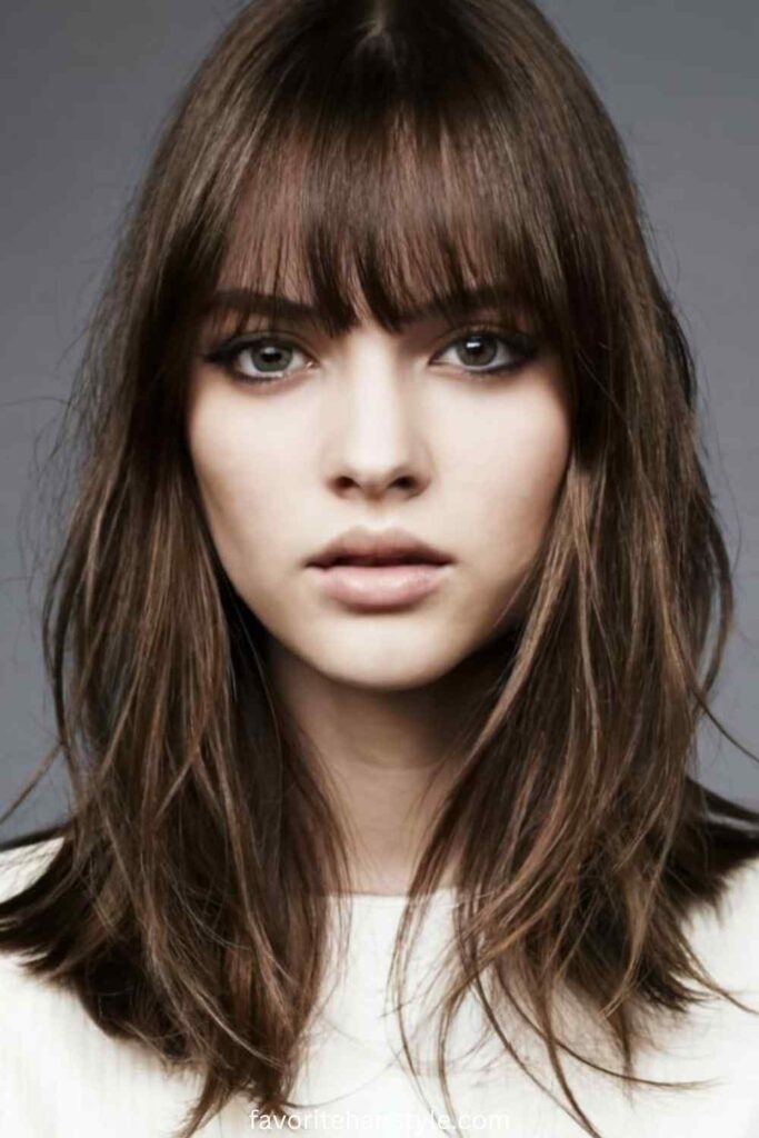 Layered Haircut Ideas With Curtain Bangs Shoulder-Length Layers With Curtain Bangs