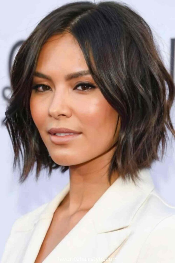 Ear Length Haircuts For Round Face Ideas Textured Bob