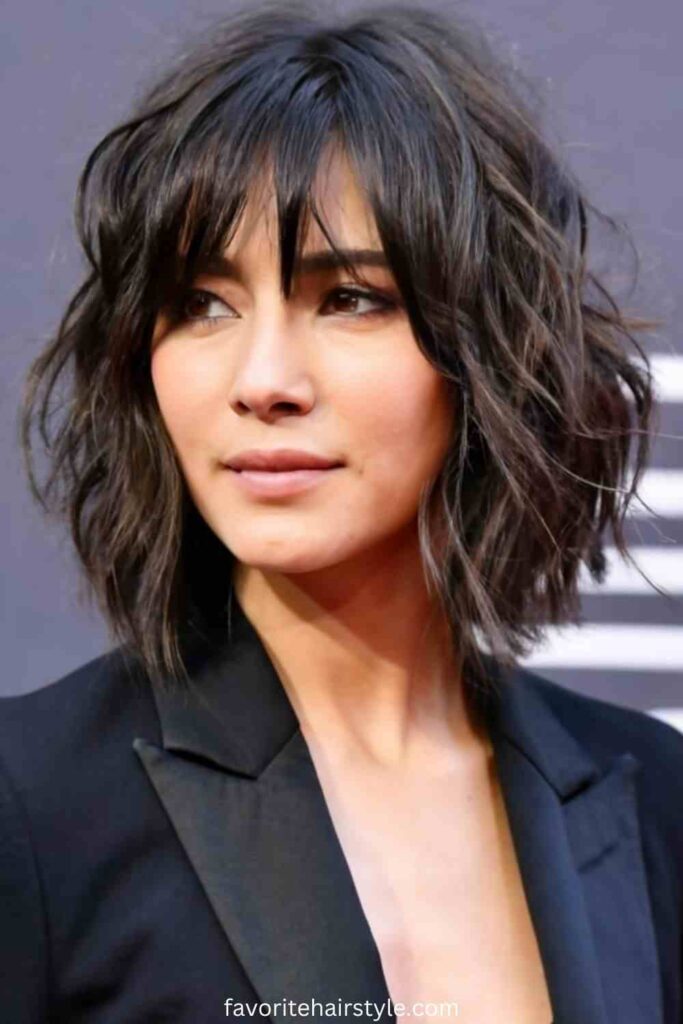 Ear Length Wavy Haircuts Ideas Textured Lob