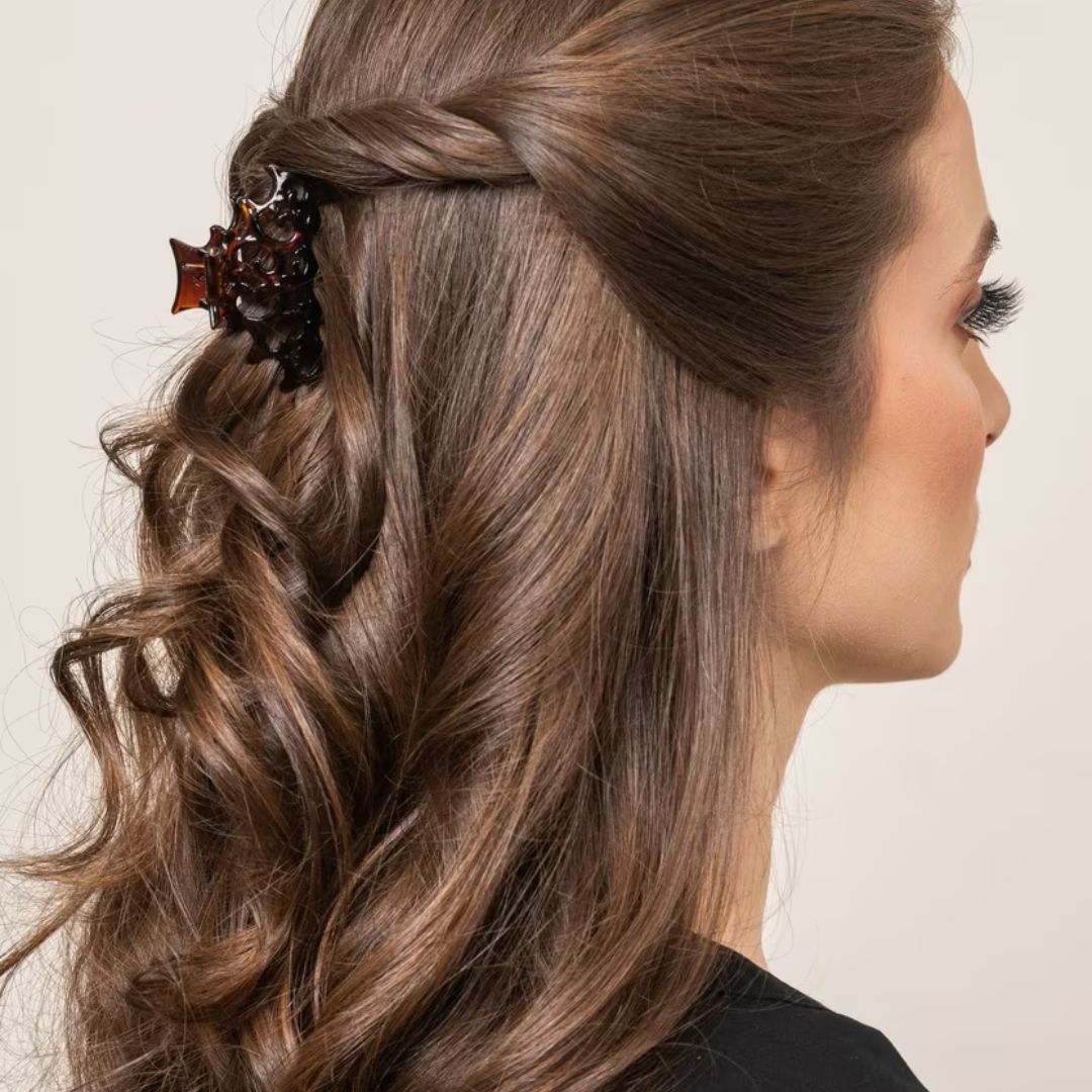 Claw Clip Hairstyles for Medium Hair