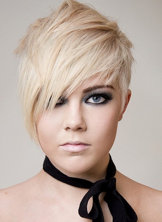 Short Emo Hairstyles