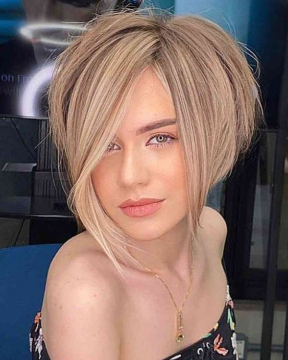 Short Emo Hairstyles