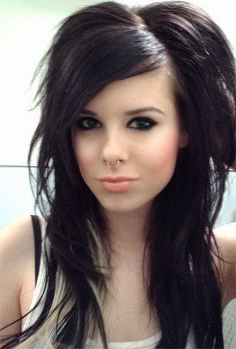 Emo Hairstyle for Long Hair