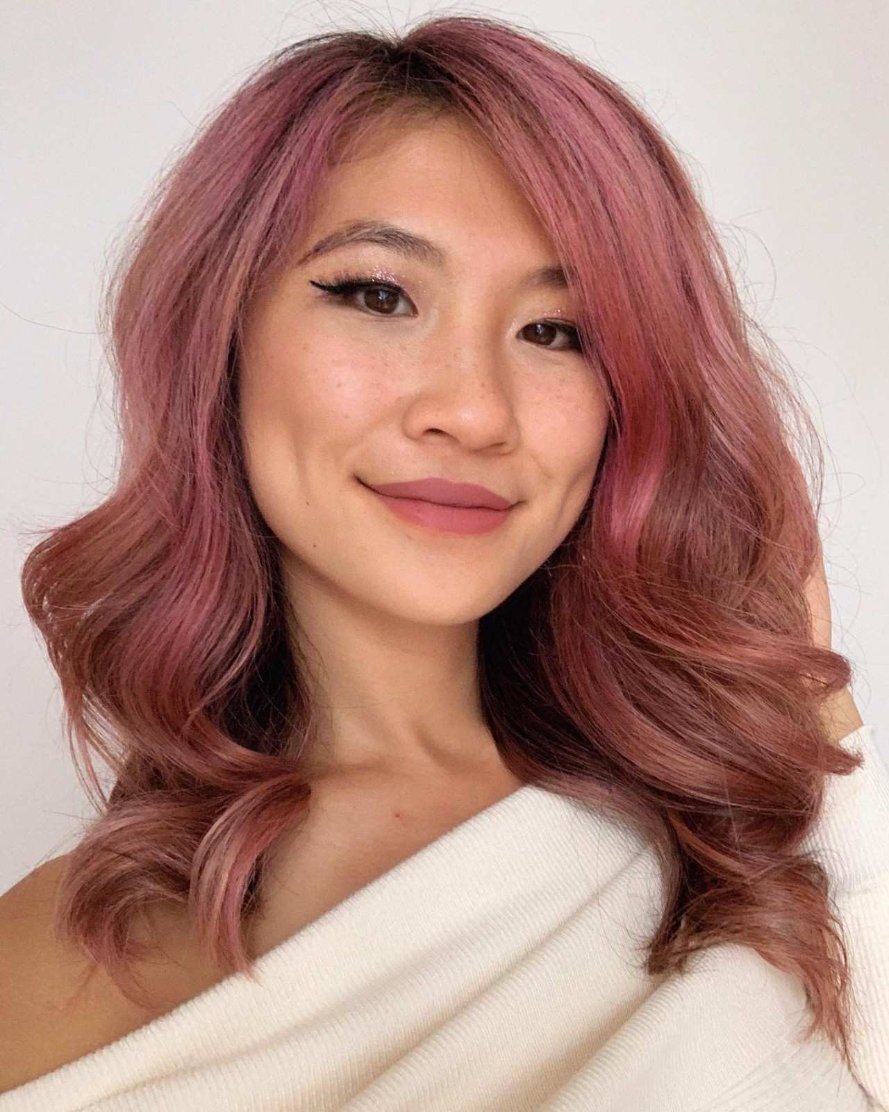 Women Lob with Waves Hairstyle